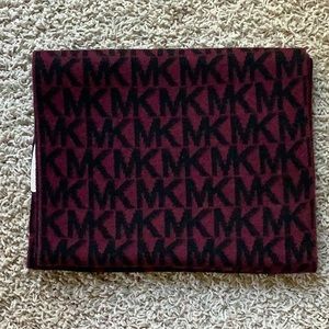 MICHAEL Michael Kors scarf
